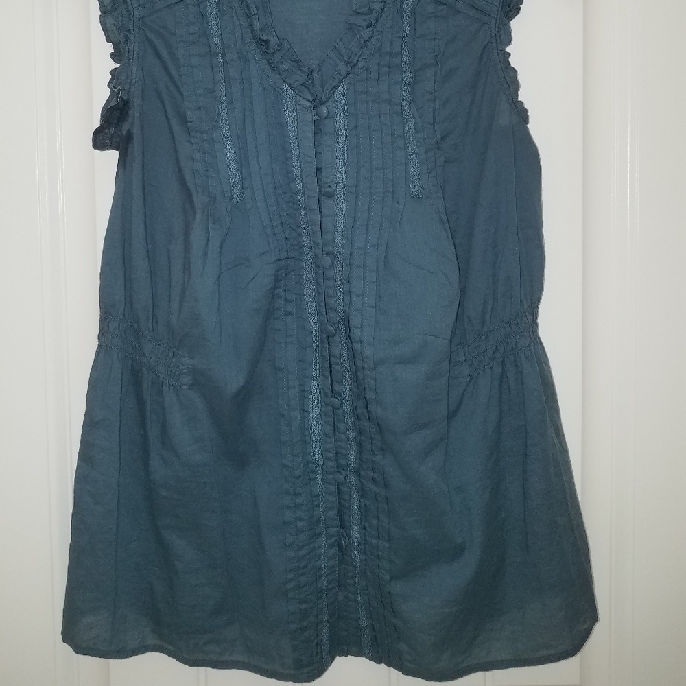 Shirt - Picture 2 of 5